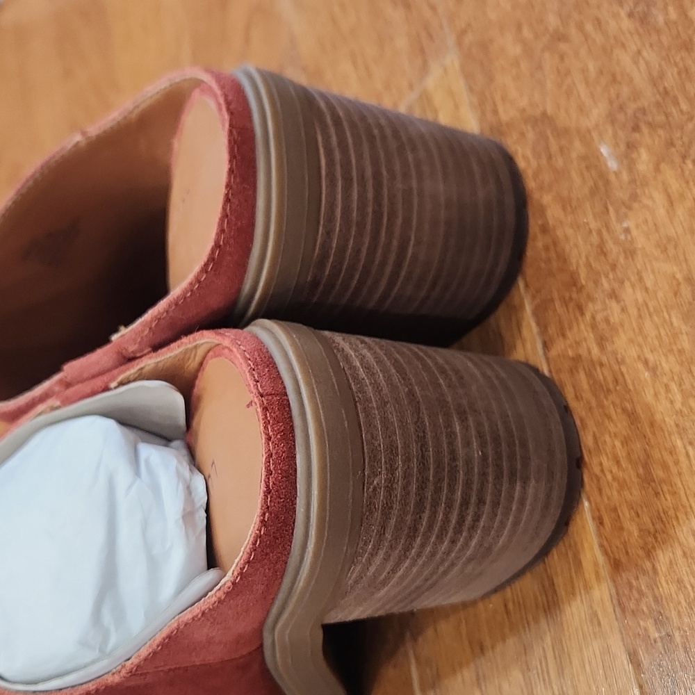 Dalliey Chunky Mule - Picture 3 of 5